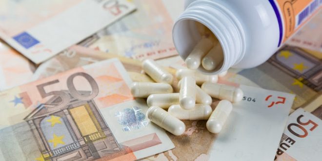 Ārvalstu zāļu ražotāji aicina samazināt lieltirgotavu un aptieku piecenojumus zālēm