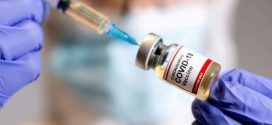 EZA neatrod Covid-19 vakcīnu saistību ar pēcmenopauzes asiņošanu