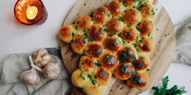 Gastroenteroloģes un farmaceita vēlējums: Lai gadumijas svinētprieks bez kreņķiem vēderam