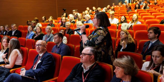BaltPharm foruma starptautiskā dienā runā par likumiem, aptieku pakalpojumiem, vēsturi un mākslīgo intelektu