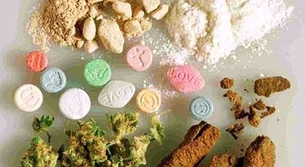 Farmācijas jomas konsultatīvā padome spriedīs par iespēju aizliegt jaunu narkotisko vielu tirdzniecību