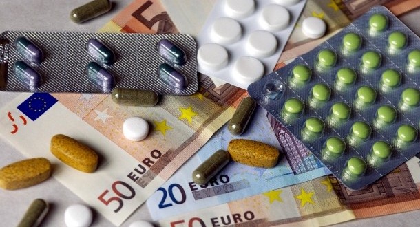 Valdība vērtēs ieceri pārdalīt 1,7 mlj eiro kompensējamo zāļu kompensāciju palielināšanai