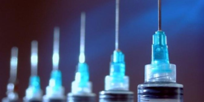 Papildu piesardzības nolūkā arī Latvijā uz laiku aptur vakcināciju ar “AstraZeneca” vakcīnu